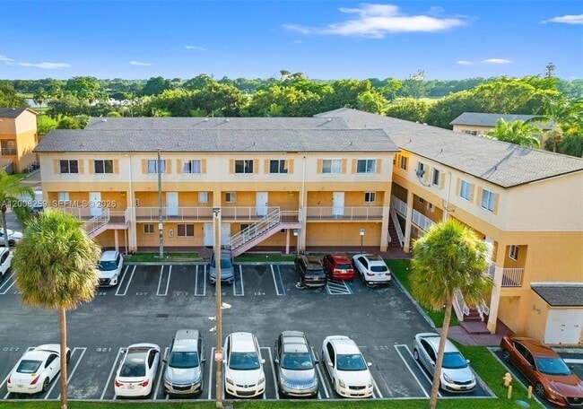 Foto del edificio - 6235 SW Kendale Lakes Cir