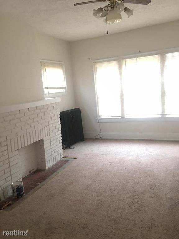 Primary Photo - 2744 Mayfield Rd