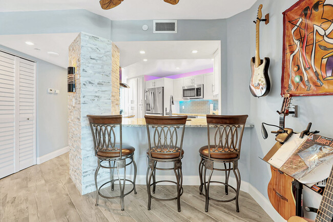 Building Photo - 8880 S Ocean Dr