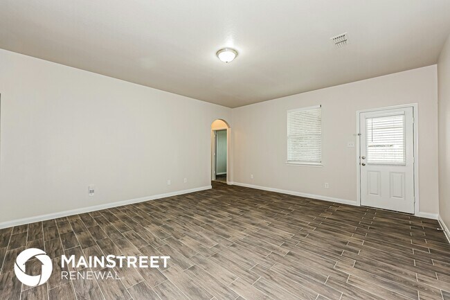 Foto del edificio - 9425 Bald Cypress St