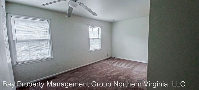 Foto del edificio - 3 br, 2.5 bath House - 1950 MAYFLOWER DRIVE