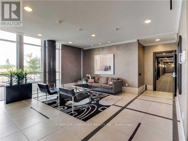 Photo du bâtiment - 131 Upper Duke Crescent