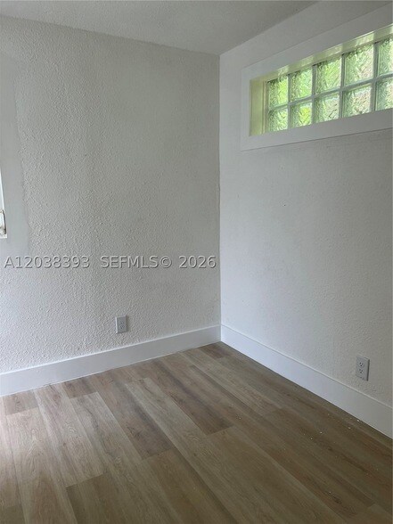Building Photo - 16601 SW 83rd Ct