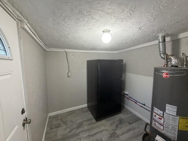 Foto del edificio - 4655 Osborn Rd