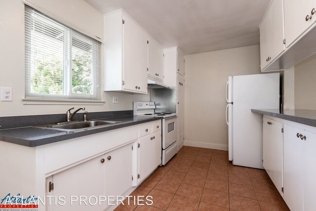 Foto del edificio - 217 Oakland Ave