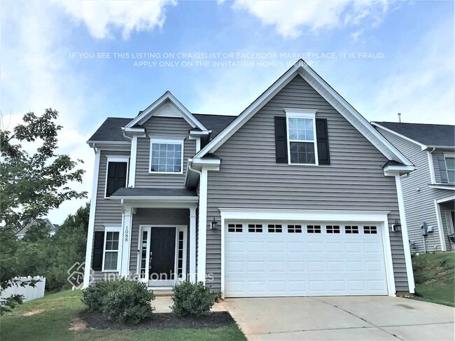 Building Photo - 1088 Lakemont Dr