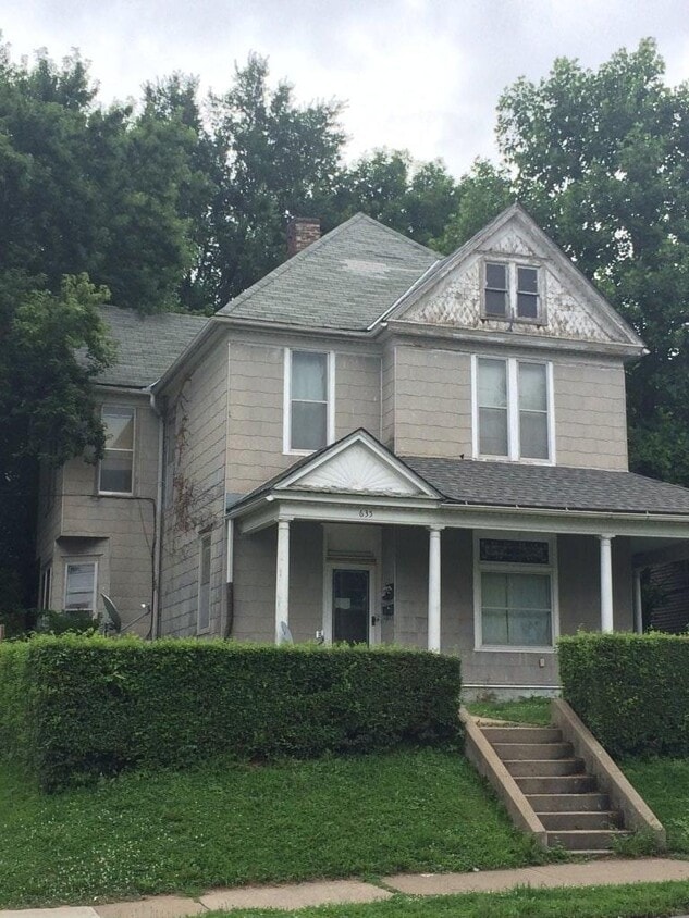 Building Photo - 2202 Union St
