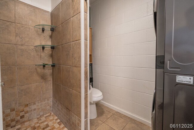 Building Photo - 2bd / 1ba / 1 parking Condo in Makakilo Gardens 2, Kapolei
