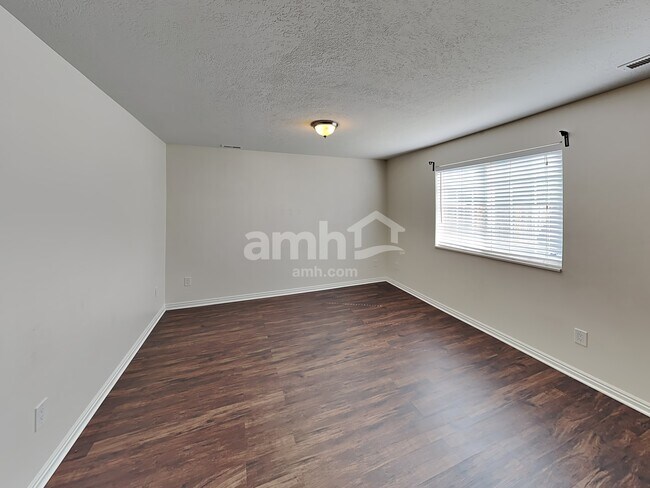 Foto del edificio - 955 W 550 N St