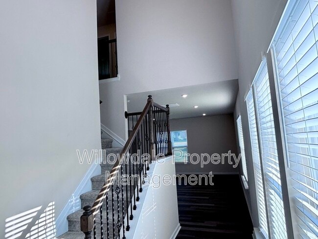 Foto del edificio - 4111 Congleton Pl