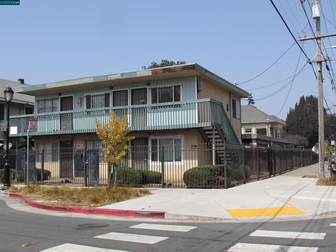 Primary Photo - 2031 Nevin Ave