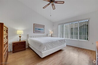 Building Photo - 8929 Marble Dr