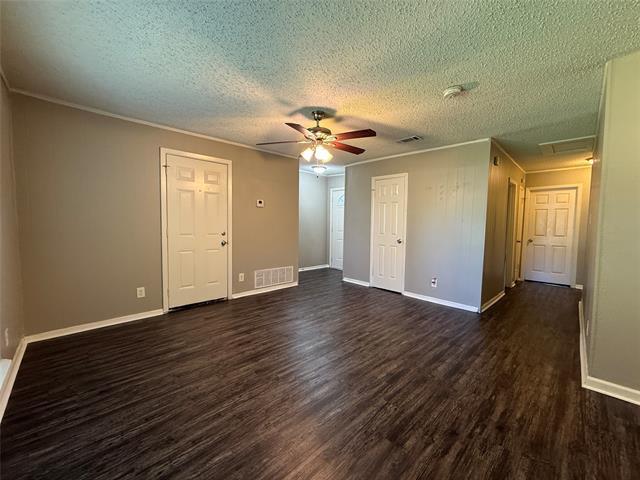 Foto del edificio - 303 Ridgefield Cir