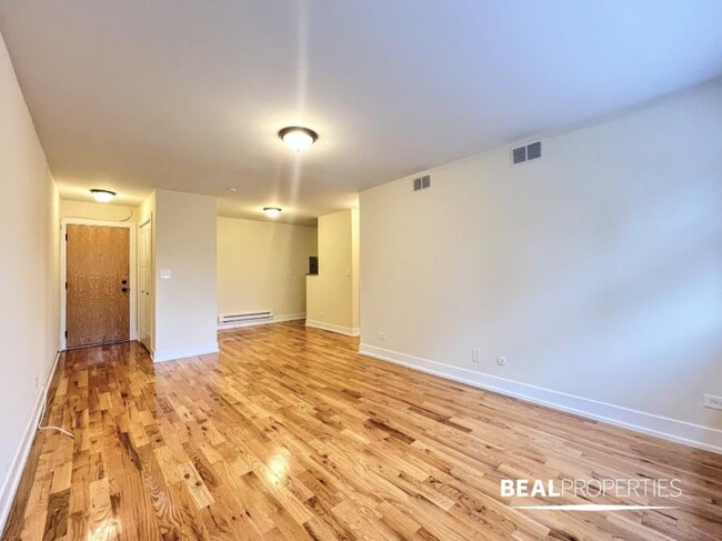 Foto del edificio - 1 bedroom in CHICAGO IL 60614