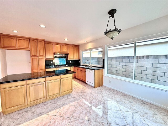 Building Photo - 17616 Caliente Pl