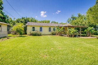 Building Photo - 3901 McKinney Dr