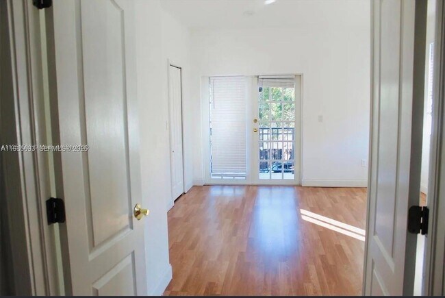 Foto del edificio - 6002 SW 166th Ct