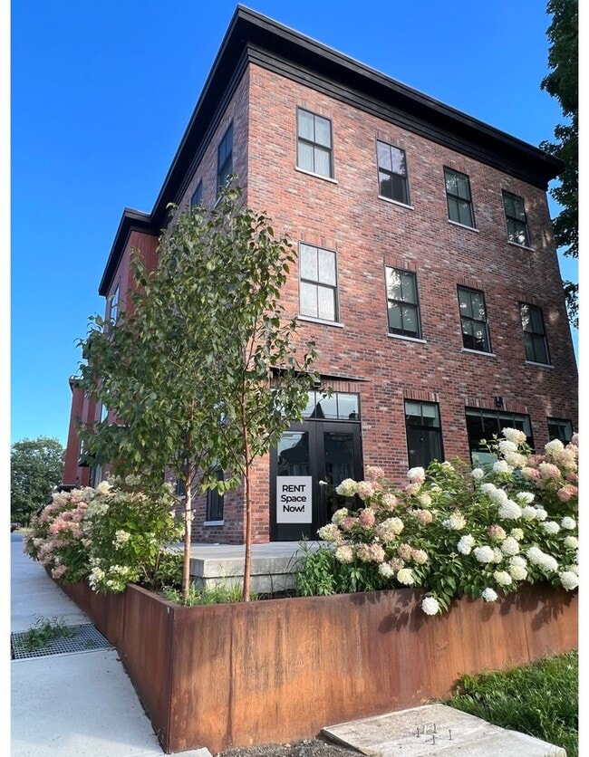 Building Photo - 74 Jolina Ct