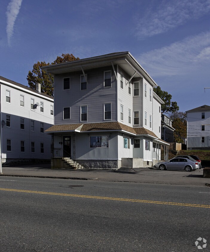 543555 Park Ave, Worcester, MA 01603 Apartments in Worcester, MA