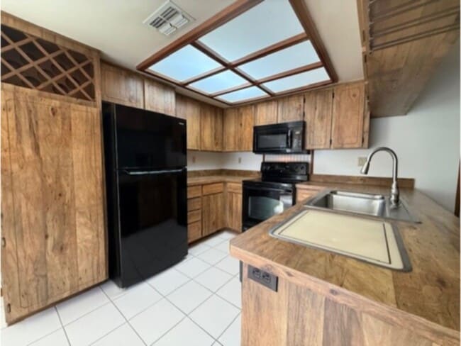 Photo - Great Value-2 Bedroom Villa- Includes Water and Lawn Care! House