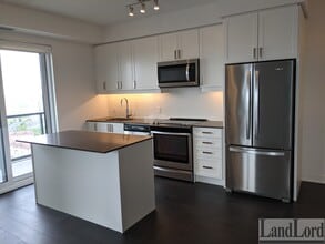 Building Photo - 8 Nahani Way