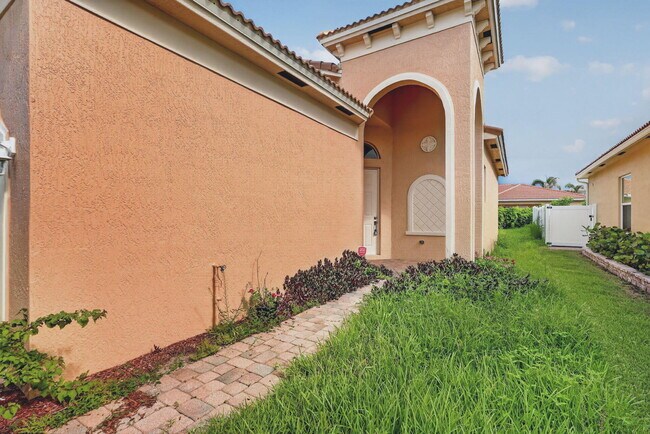 Foto del edificio - 6305 Spring Lake Terrace