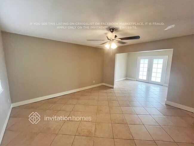 Building Photo - 7005 N 76th Dr