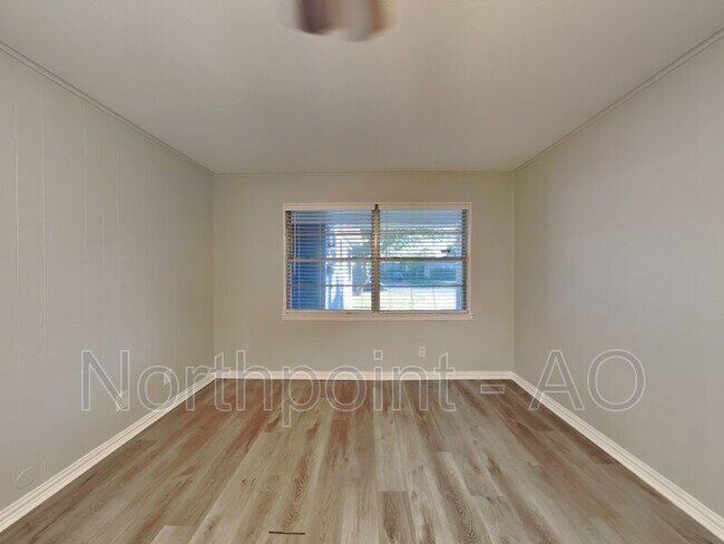 Foto del edificio - 609 Aspen St
