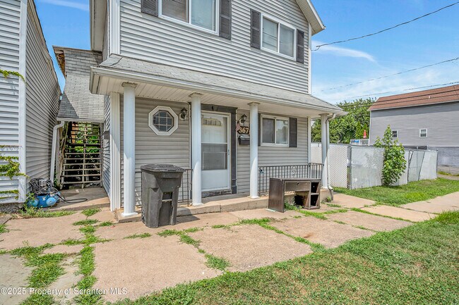 Foto del edificio - 367 N Bromley Ave