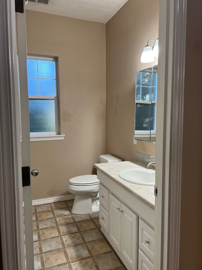 Foto del edificio - 30020-30113 113th Ave E