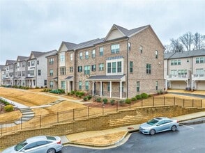 Building Photo - 2510 Great Silver Fir Aly
