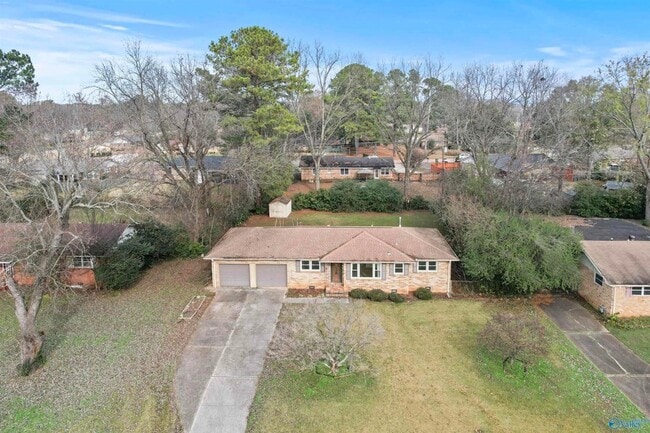 Foto del edificio - 6304 Davies Ave NW