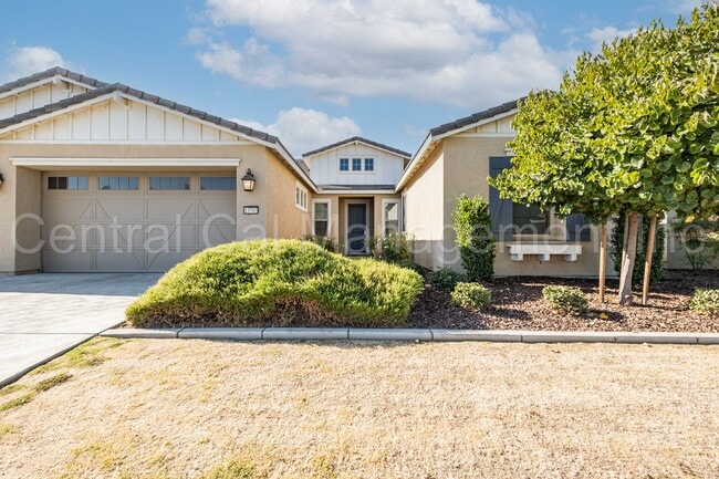 Building Photo - 4 Bedroom/3 Bath Home with Paid Solar - $3...