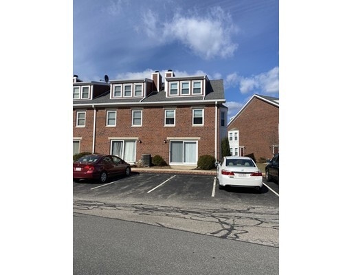 Building Photo - 146 Quincy Shore Dr