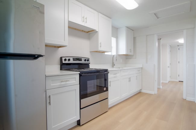 Building Photo - 37705 Primo Dr