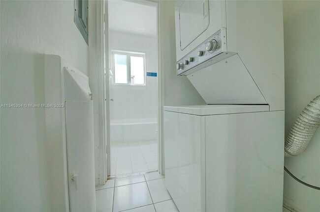 Foto del edificio - 610-612 12th St