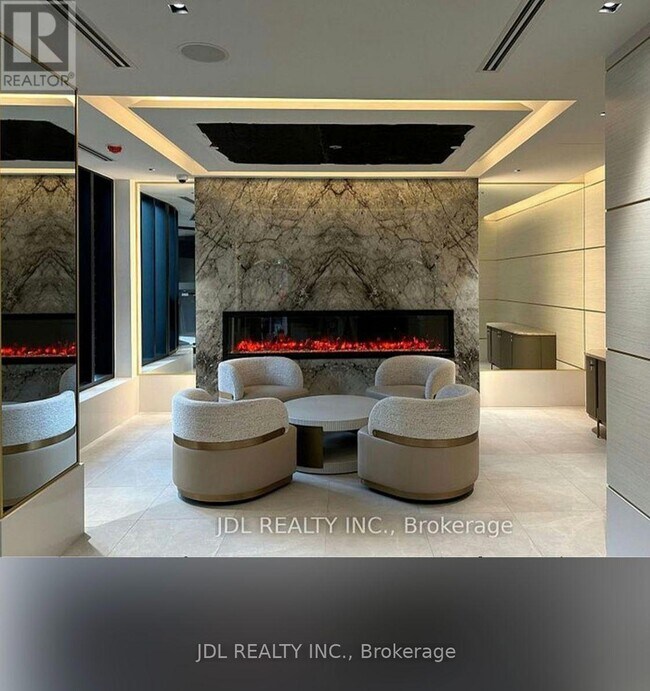 Photo du bâtiment - 5858 Yonge St