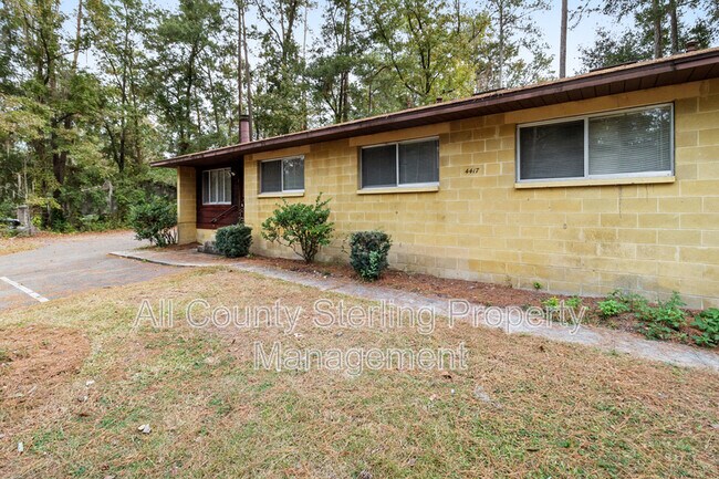 Building Photo - 4417 SW 71st Terrace