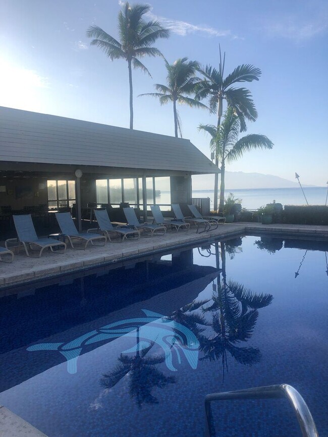Foto del edificio - Molokai - Wavecrest - oceanfront 1 bedroom...