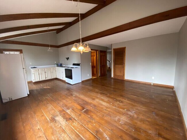 Building Photo - 11292 Jerries Ln