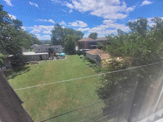 Building Photo - 3848 25th Ave