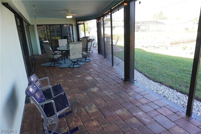 Building Photo - 4336 Coronado Pkwy