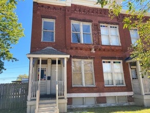Building Photo - 3432 Texas Ave