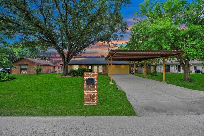 Building Photo - 12503 Foxburo Dr