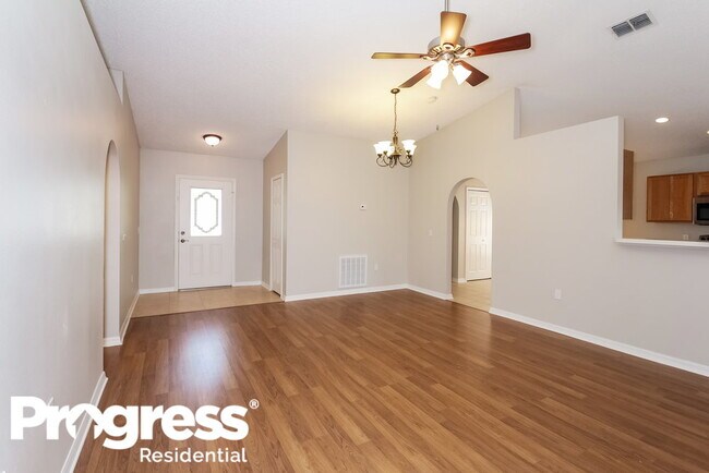 Building Photo - 10303 Frog Pond Dr