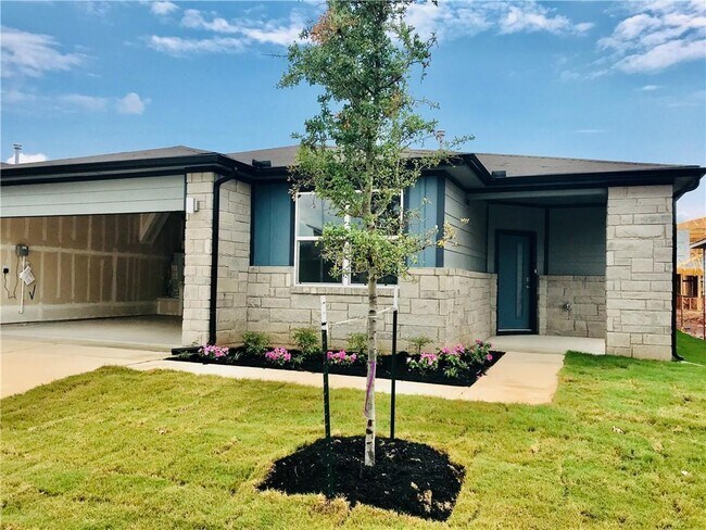 Building Photo - 3017 Louris Ln