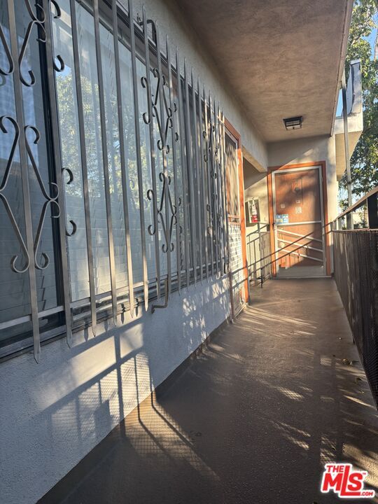 Foto del edificio - 1807 Taft Ave