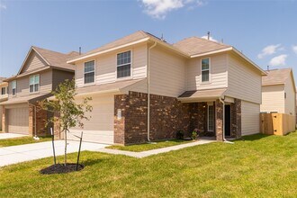 Building Photo - 5635 Hawksbury Creek Trail