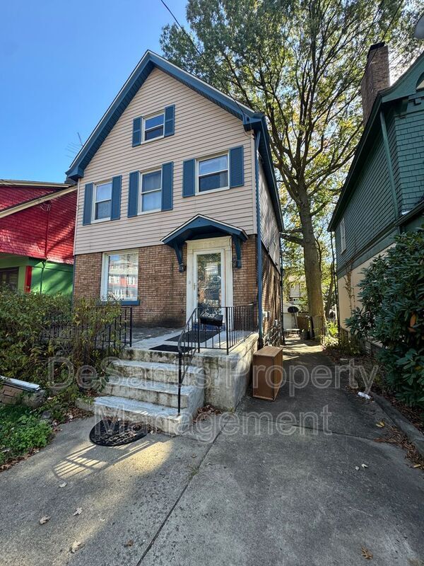 Foto del edificio - 6332 Phillips Ave