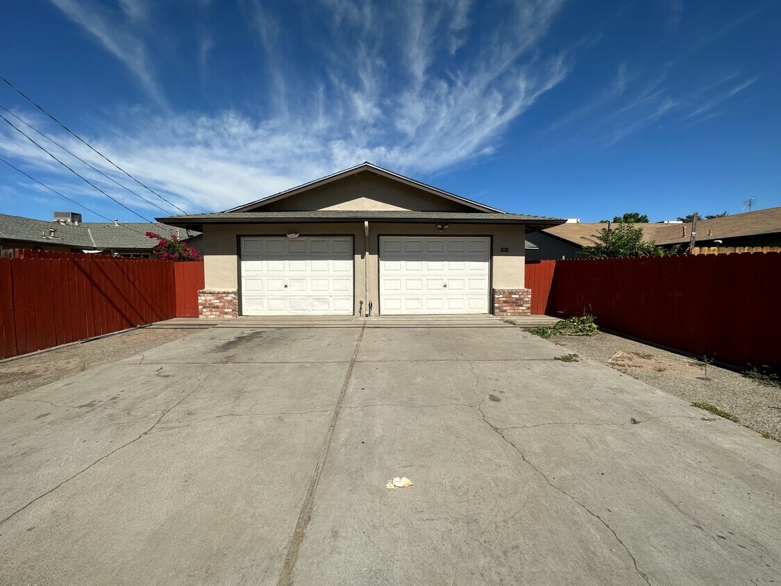 10001002 Herndon Rd Unit 1002, Modesto, CA 95351 Room for Rent in Modesto, CA